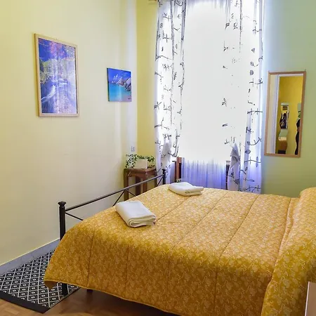 Affittacamere Casa Vacanza Frendy - Zona Con Parcheggio Gratis Sulla Strada