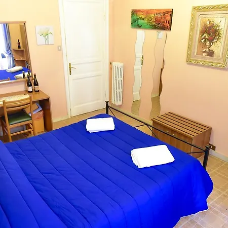 Casa de hóspedes Casa Vacanza Frendy - Free Airport Transportation On Arrival If You Book An Of Minimum 3 Nights And 6 People *