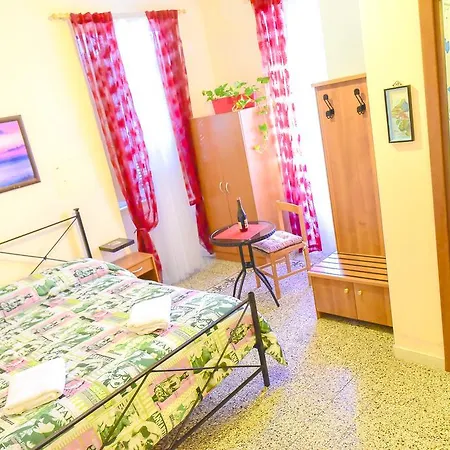 Casa Vacanza Frendy - Free Airport Transportation On Arrival If You Book An Of Minimum 3 Nights And 6 People Casa de hóspedes Roma